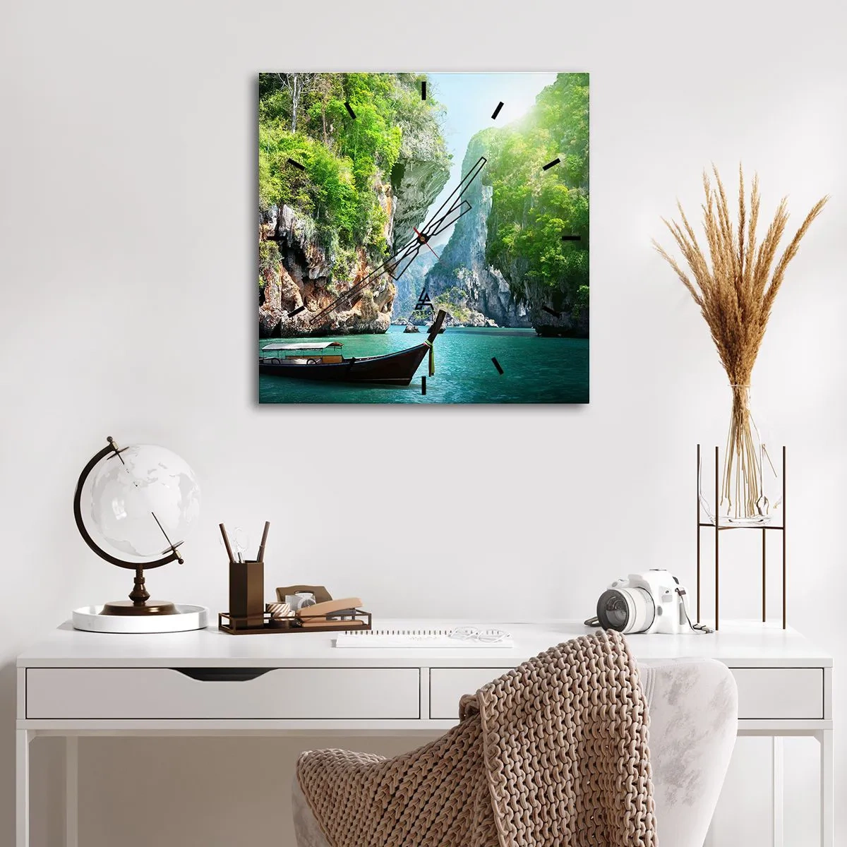 Vægur, Uret - En invitation til en eksotisk rejse - 30x30 cm