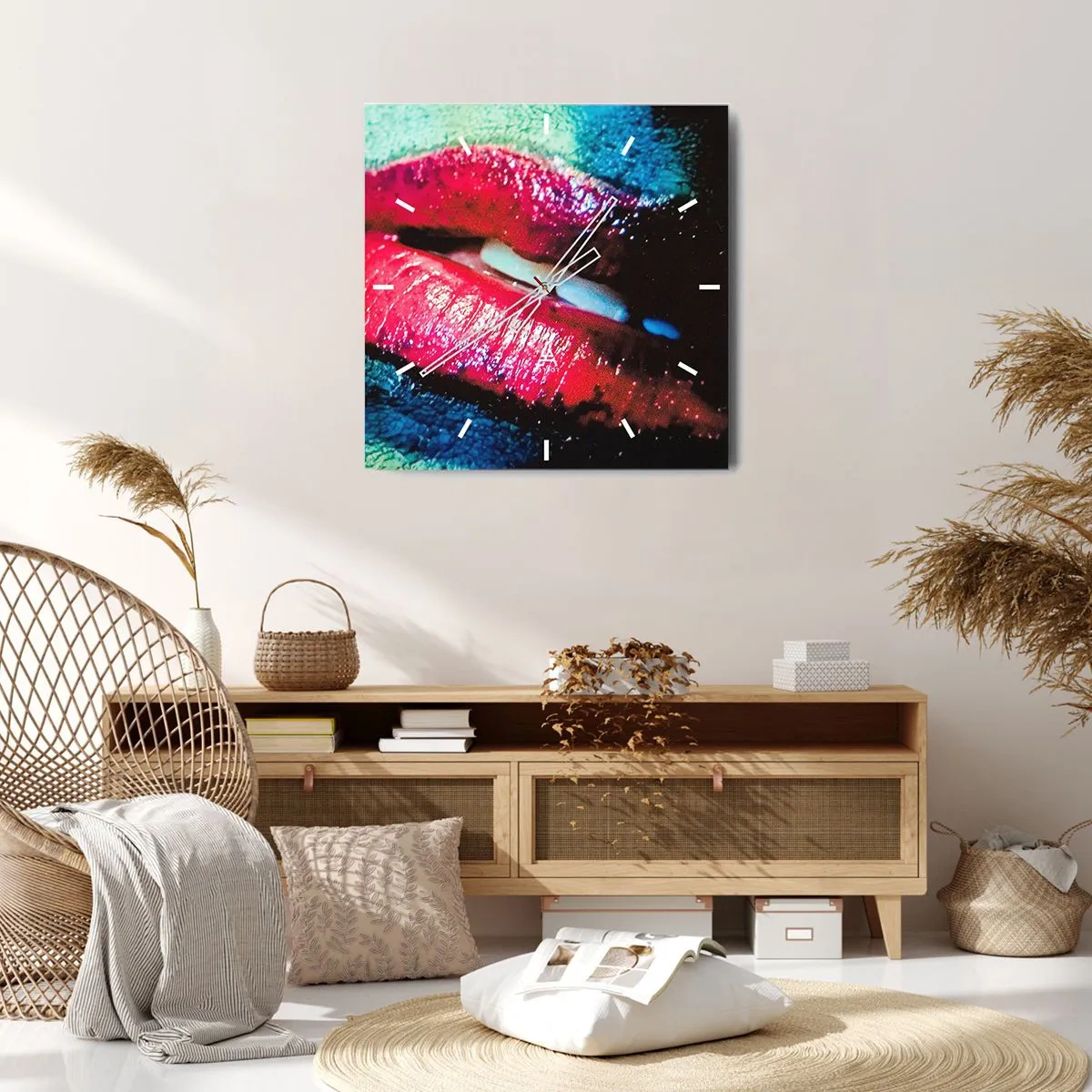 Vægur, Uret - Sensuel og foruroligende - 40x40 cm