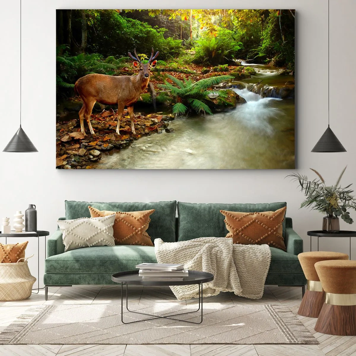 Lærredstryk - Billede på lærred - En hjort ved en bæk omgivet af grønne områder i skoven - 70x50cm - Velkommen til min verden - Moderne vægdekoration til stue og soveværelse ARTTOR