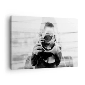 Lærredstryk - Billede på lærred - Sort-hvidt dobbelteksponeringsportræt af en fotograf - 70x50cm - Skaber og materiale - Moderne vægdekoration til stue og soveværelse ARTTOR