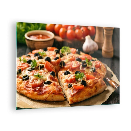 Billede på glas - Lækker pizza med tomater, oliven og krydderurter - 70x50cm - Du er sluppet af sted med det igen - Moderne vægdekoration til stue og soveværelse ARTTOR