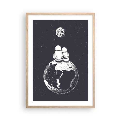 Plakat i ramme af lyst egetræ - En kosmisk kærlighedshistorie - 50x70 cm