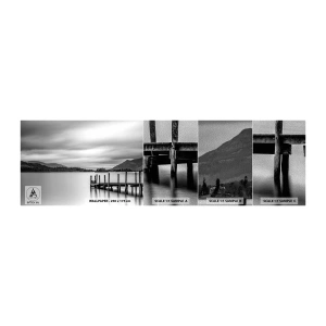 Prøve Fototapet Premium Sand - Mildhed og styrke - Landskab, Sø, træbro - 100x30 cm