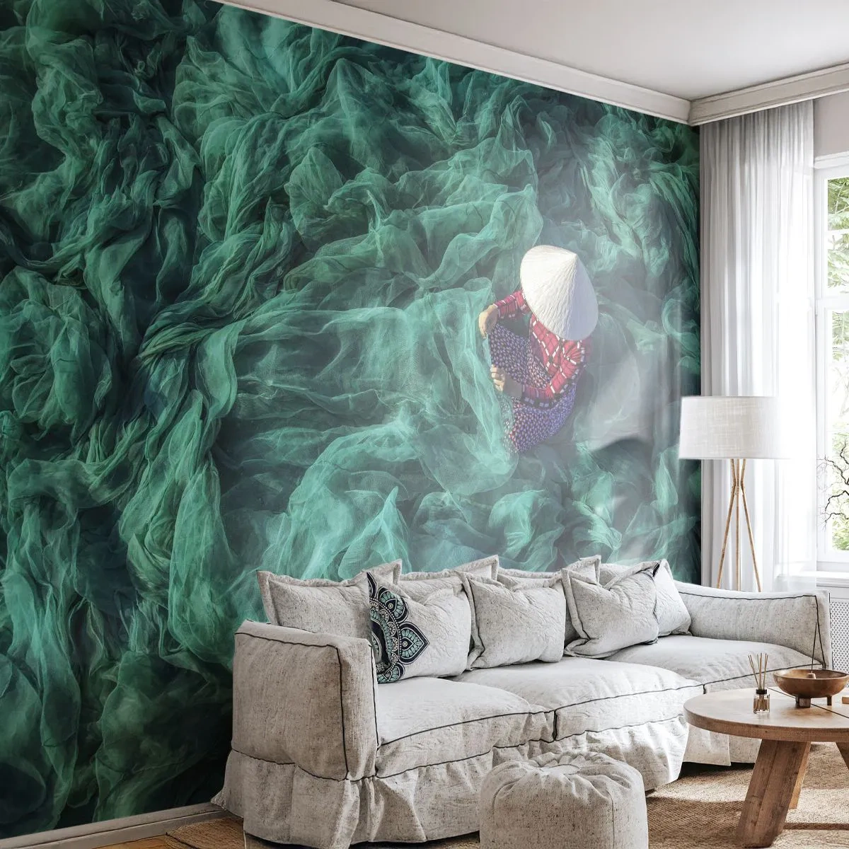 Fototapet Standard Eco - Traditionel vietnamesisk væver i grønne fiskenet - 100x70cm - I et hav af lys - Moderne vægdekoration til stue og soveværelse ARTTOR