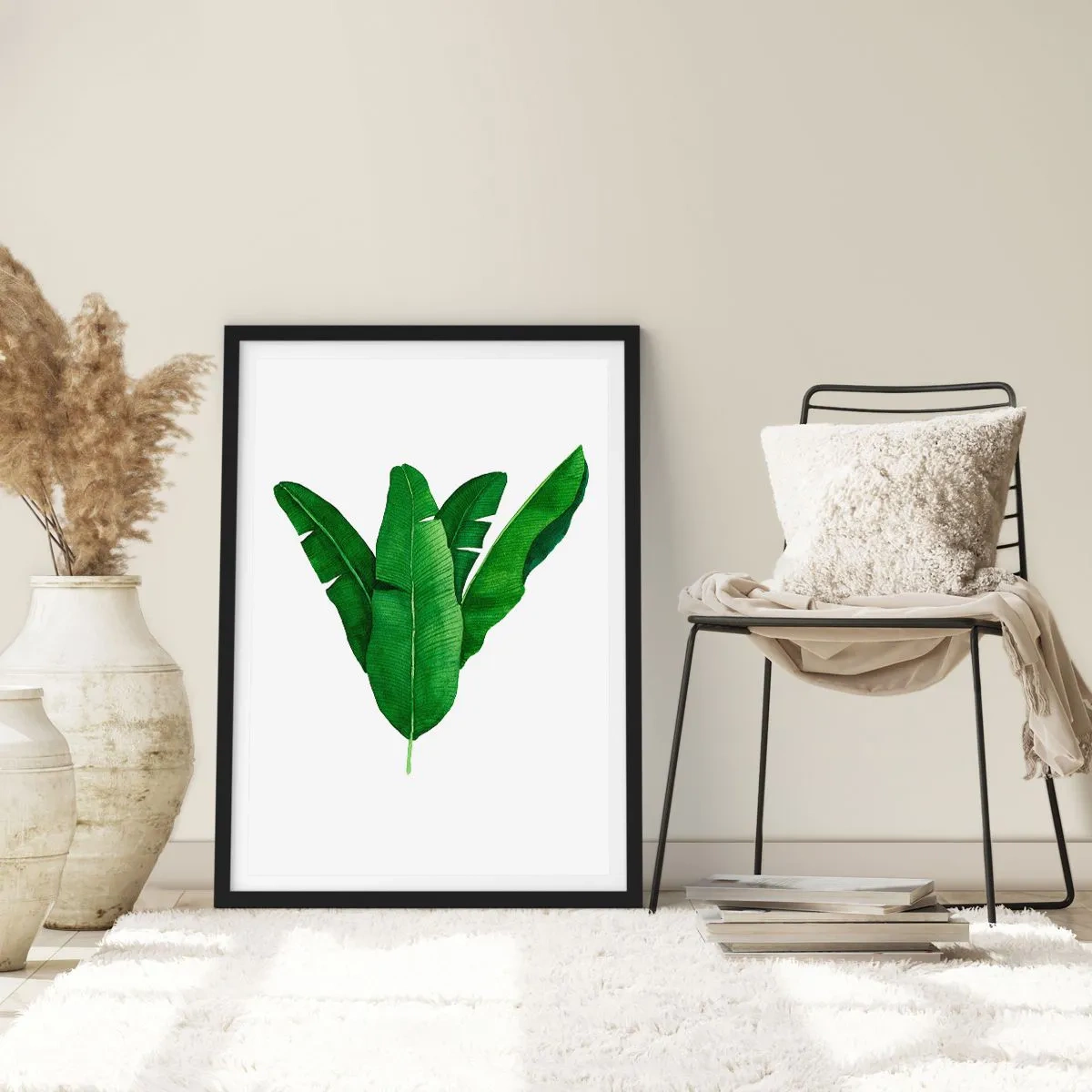 Plakat i sort ramme - Akvarel illustration af symmetrisk arrangerede bananblade på en hvid baggrund. - 50x70cm - Grøn symmetri - Moderne vægdekoration til stue og soveværelse ARTTOR