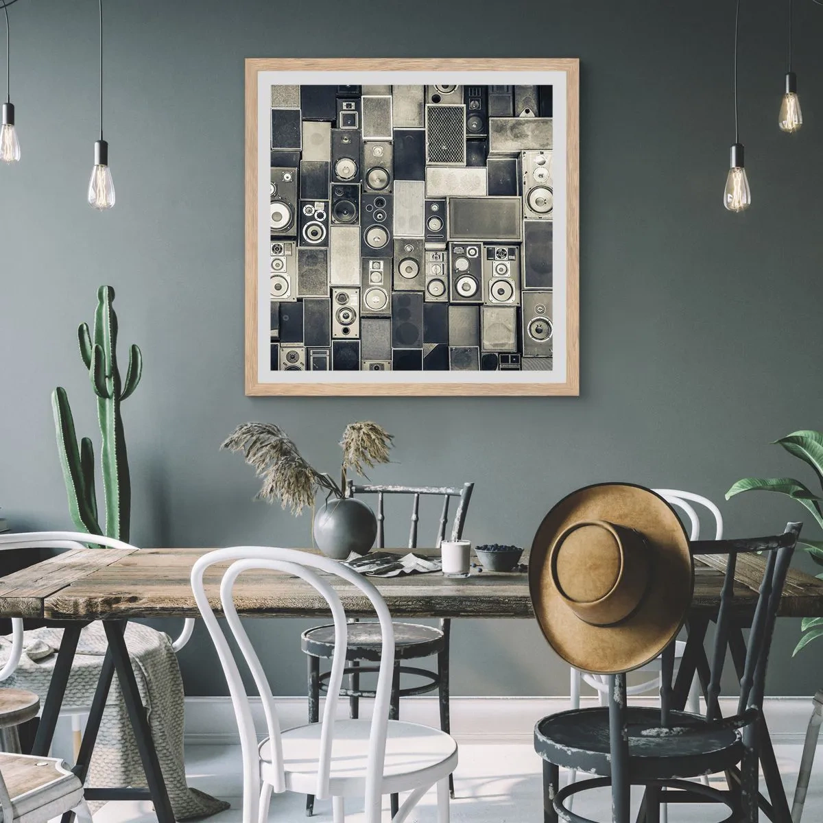 Plakat i ramme af lyst egetræ - Og alt er i orden - 50x50 cm