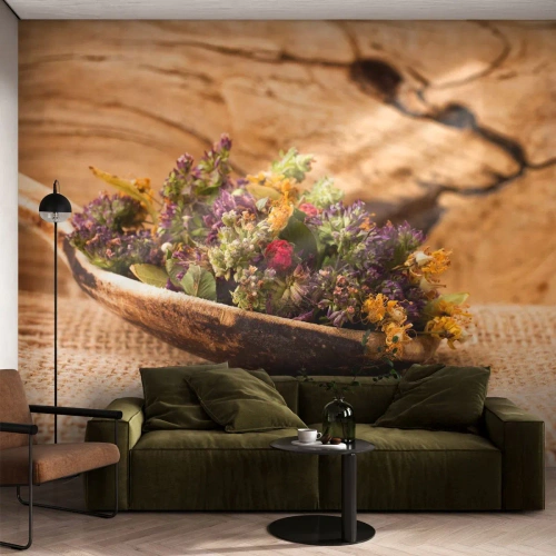 Fototapet Standard Eco - Tørrede krydderurter på en rustik træske - 100x70cm - Farverige blomster og velduftende urter - Moderne vægdekoration til stue og soveværelse ARTTOR