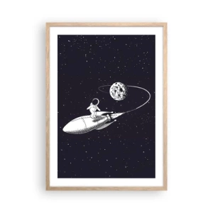Plakat i ramme af lyst egetræ - Space surfer - 50x70 cm