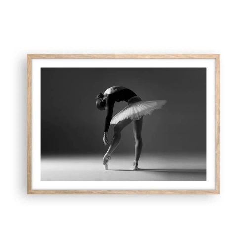 Plakat i ramme af lyst egetræ - Bella balerina - 70x50 cm