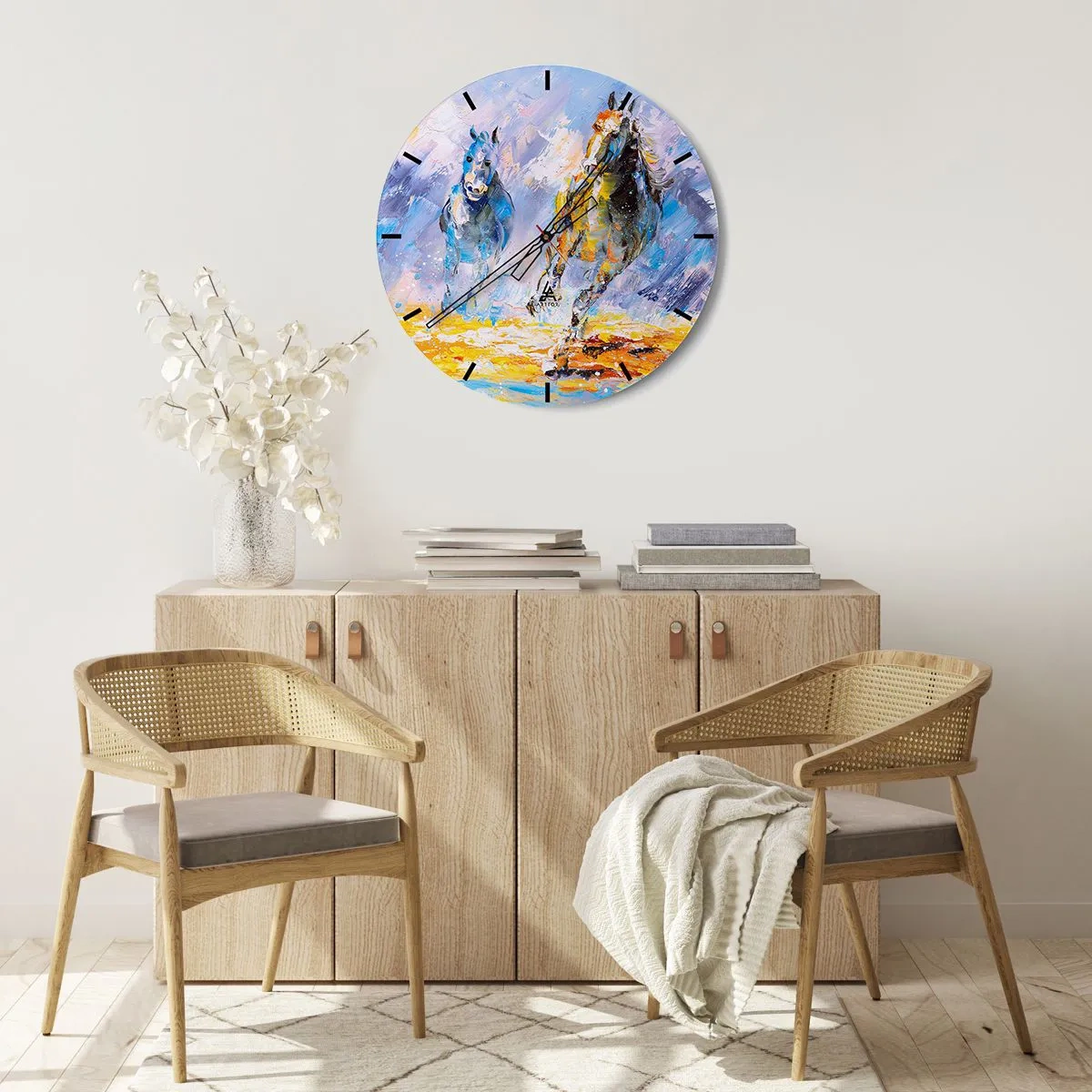 Vægur, Uret - To heste i et dynamisk løb mod en farverig baggrund - 30x30cm - Galopperer gennem det blanke skær - Moderne vægdekoration til stue, køkken og soveværelse ARTTOR