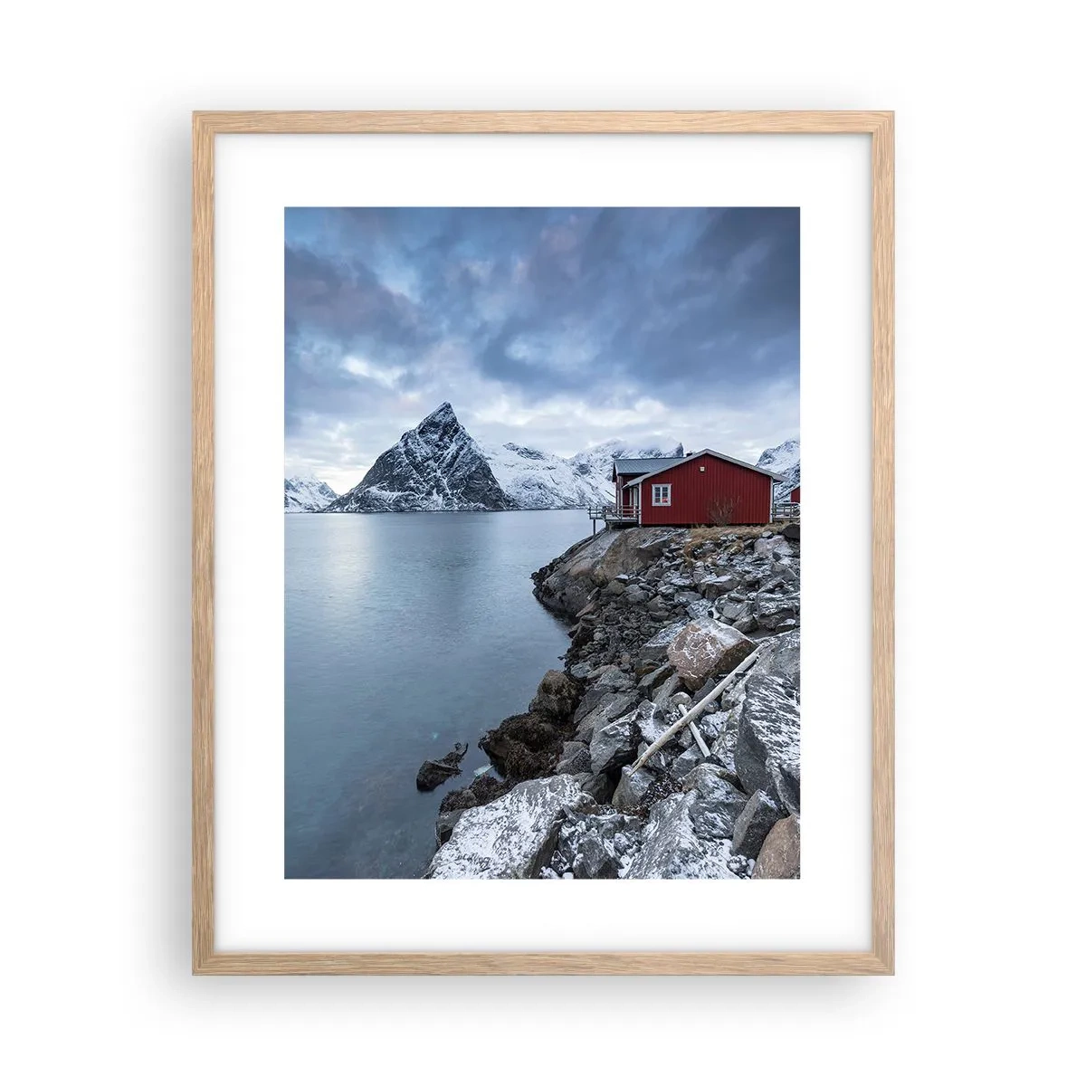 Plakat i ramme af lyst egetræ - Skandinavisk tilflugtssted - 40x50 cm