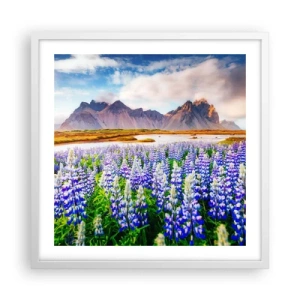 Plakat i hvid ramme - Styrke og strenghed ved siden af blidhed - 50x50 cm