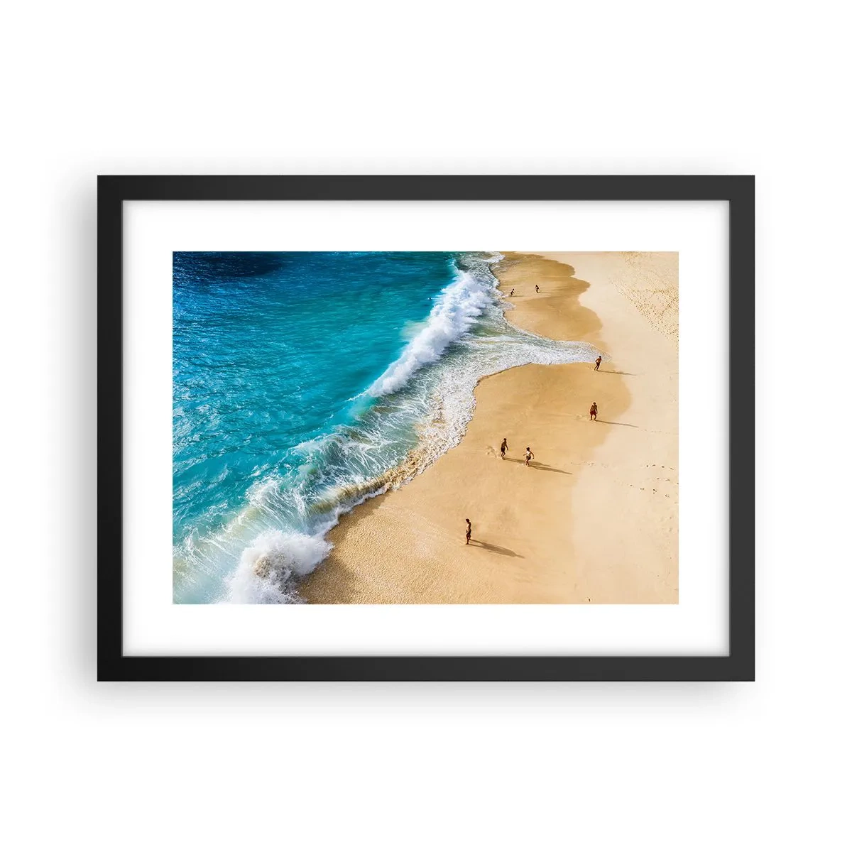 Plakat i sort ramme - Og så solen, stranden... - 40x30 cm