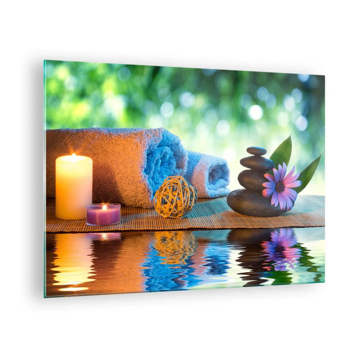 Billede på glas - Spa med håndklæder, stearinlys og sten mod en naturlig baggrund - 70x50cm - Tid til kroppen - Moderne vægdekoration til stue og soveværelse ARTTOR