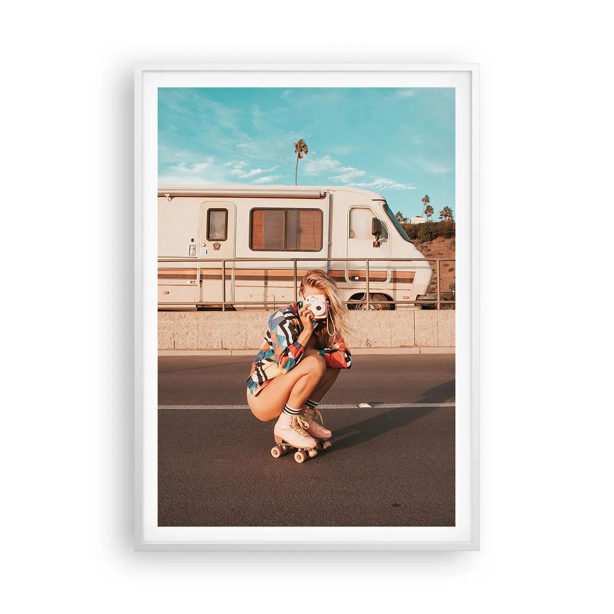 Plakat i hvid ramme - Smil, tak! - 70x100 cm