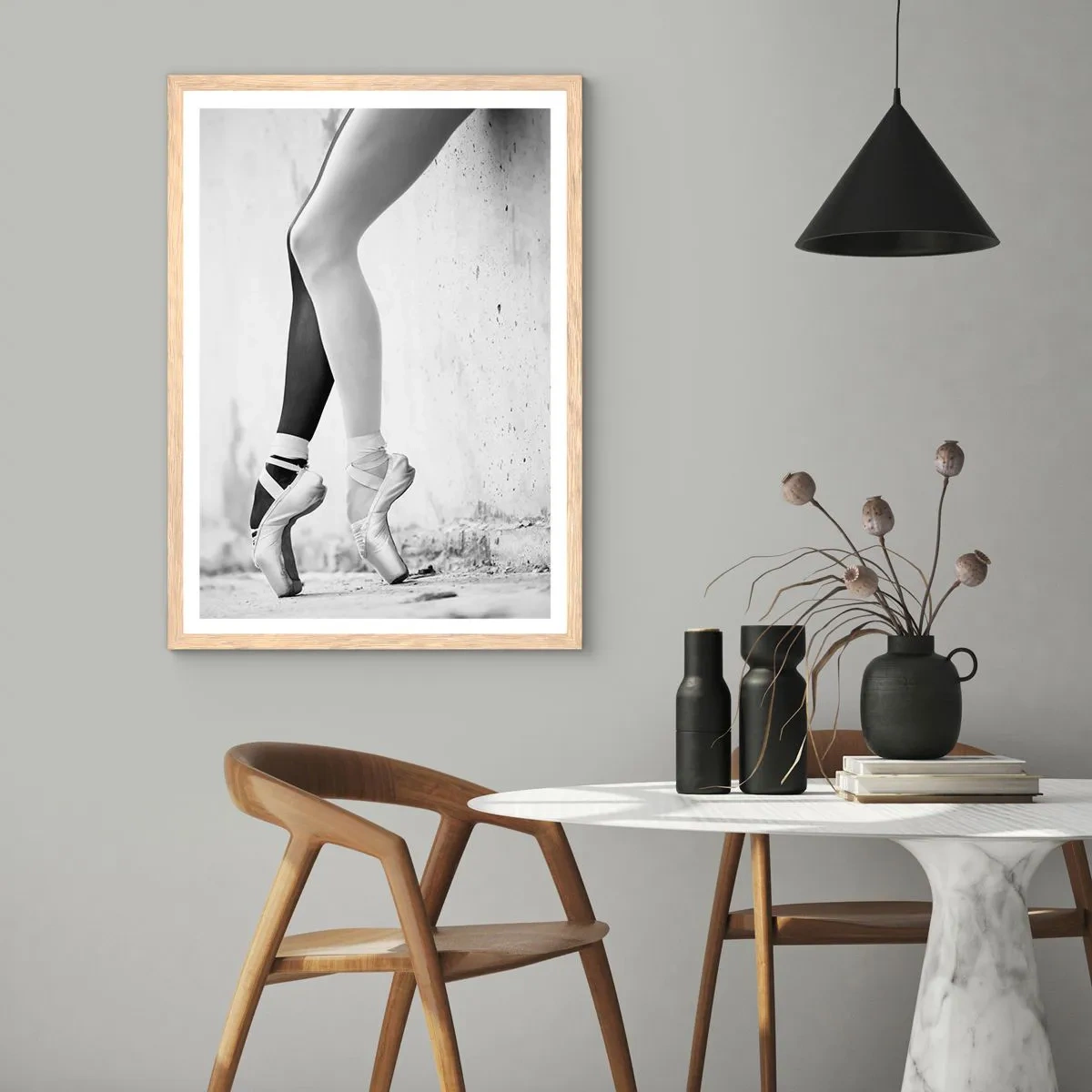 Plakat i ramme af lyst egetræ - Ballerina, voila! - 50x70 cm