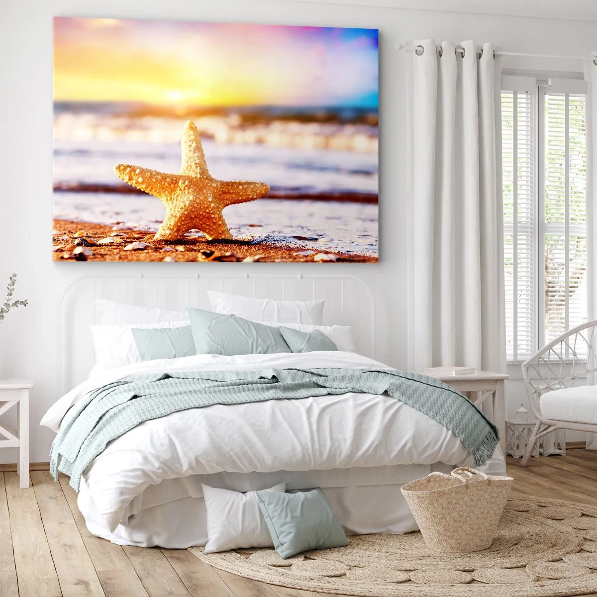 Lærredstryk - Billede på lærred - En søstjerne på en sandstrand i gløden fra den nedgående sol - 70x50cm - Maritime gave - Moderne vægdekoration til stue og soveværelse ARTTOR