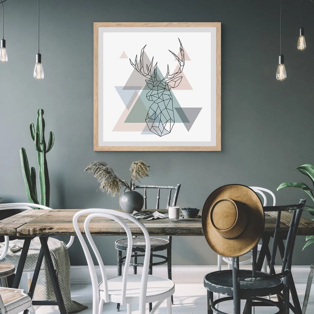 Plakat i ramme af lyst egetræ - I en geometrisk skov - 40x40 cm