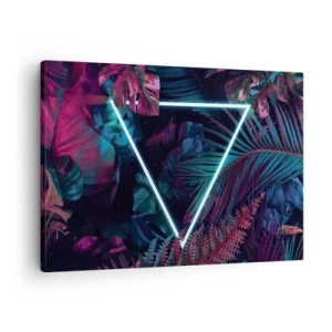 Lærredstryk - Billede på lærred - En neontrekant omgivet af tropiske blade i mørke farver. - 70x50cm - Have i disco-stil - Moderne vægdekoration til stue og soveværelse ARTTOR