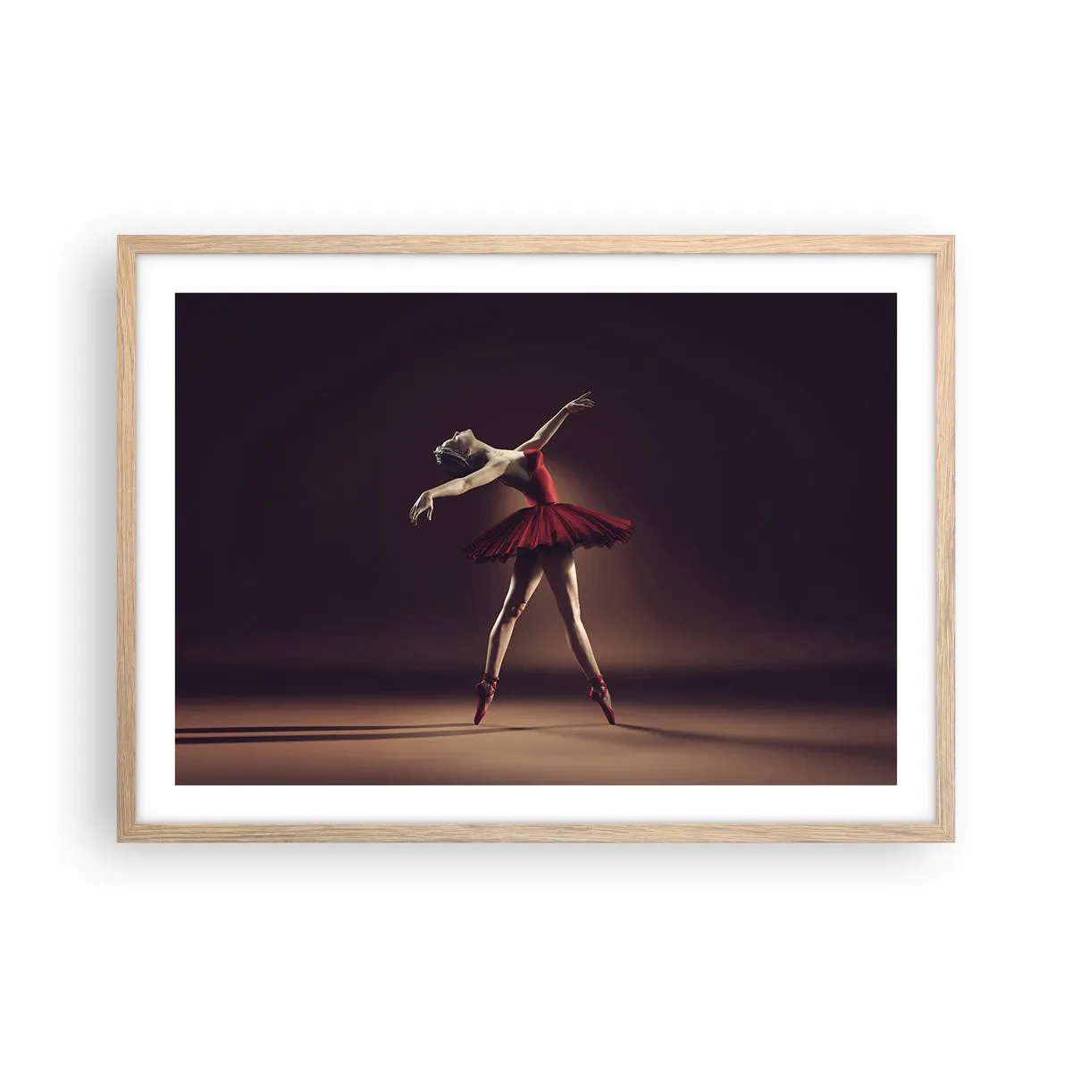 Plakat i ramme af lyst egetræ - Prima ballerina - 70x50 cm