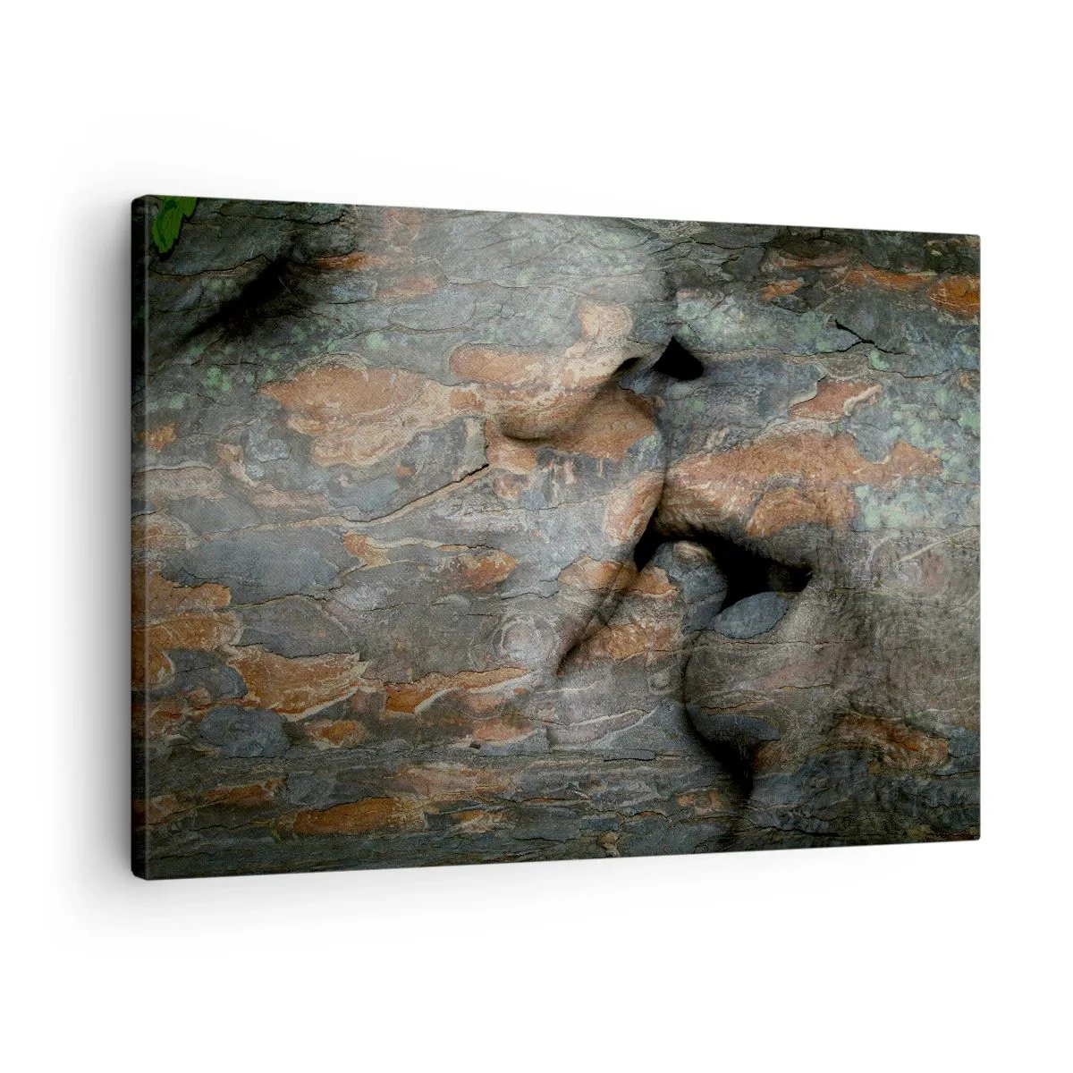 Lærredstryk - Billede på lærred - Et kunstnerisk motiv af et ansigt udskåret i sten med en naturlig tekstureffekt. - 70x50cm - For altid sammen - Moderne vægdekoration til stue og soveværelse ARTTOR