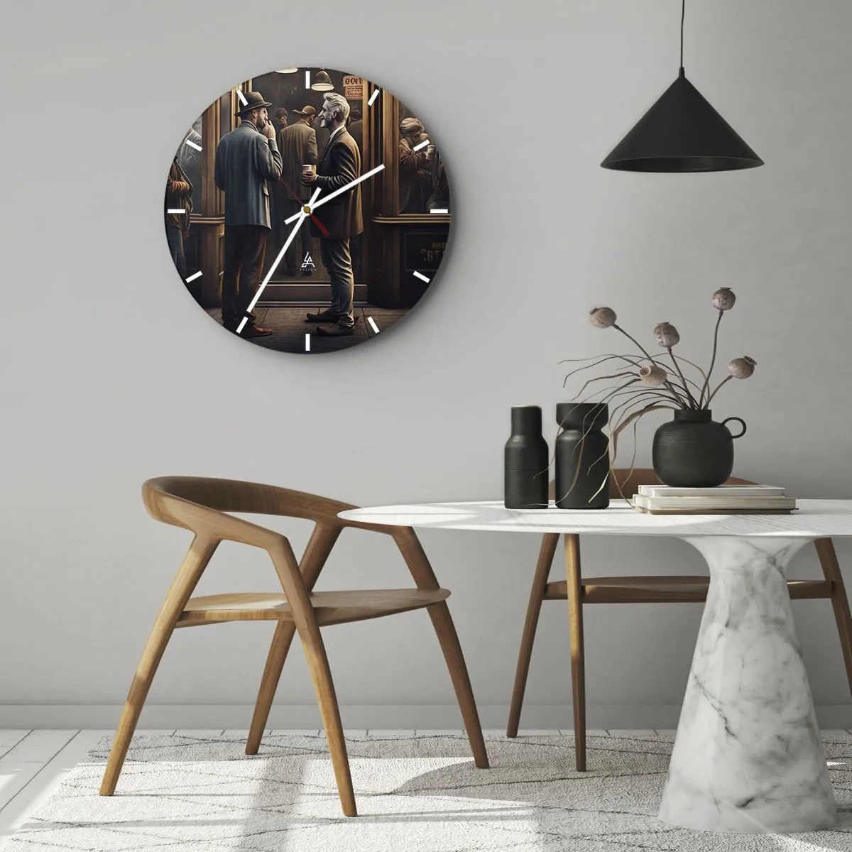 Vægur, Uret - To mænd snakker over kaffe foran en café - 30x30cm - Et godt øjeblik på dagen - Moderne vægdekoration til stue, køkken og soveværelse ARTTOR