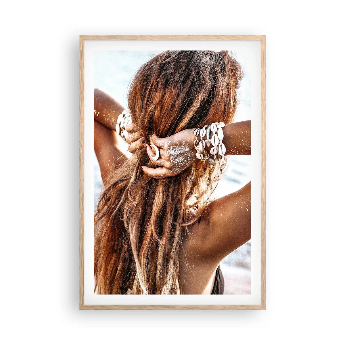 Plakat i ramme af lyst egetræ - Søster af vand og solskin - 61x91 cm