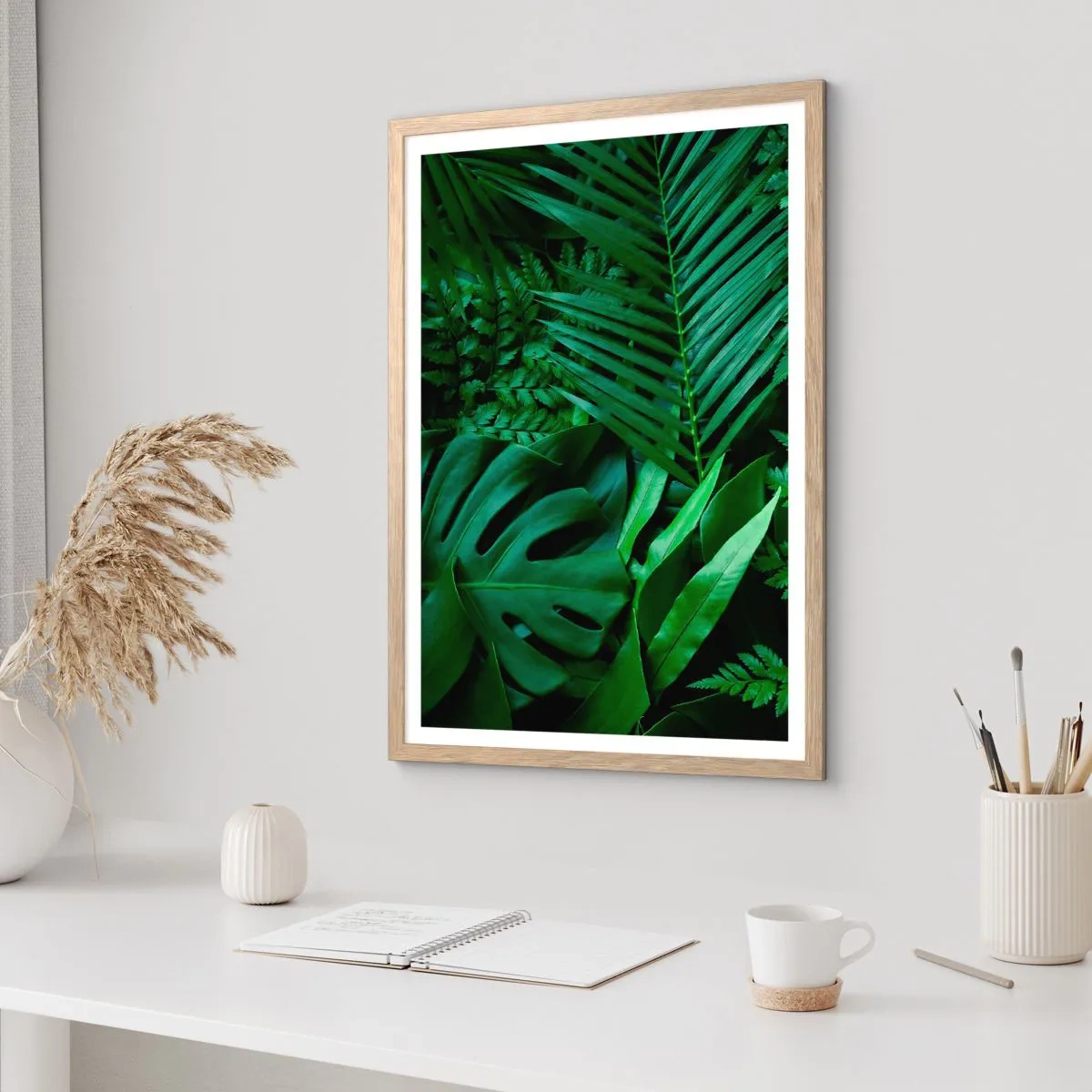 Plakat i ramme af lyst egetræ - Kranset i grønt - 61x91 cm